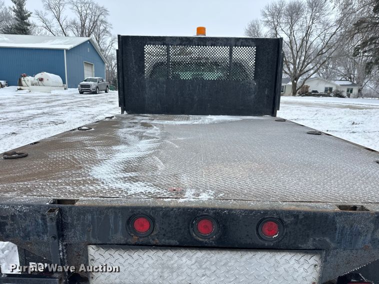 image for item DT6457 2012 Ford F450 Crew Cab flatbed truck