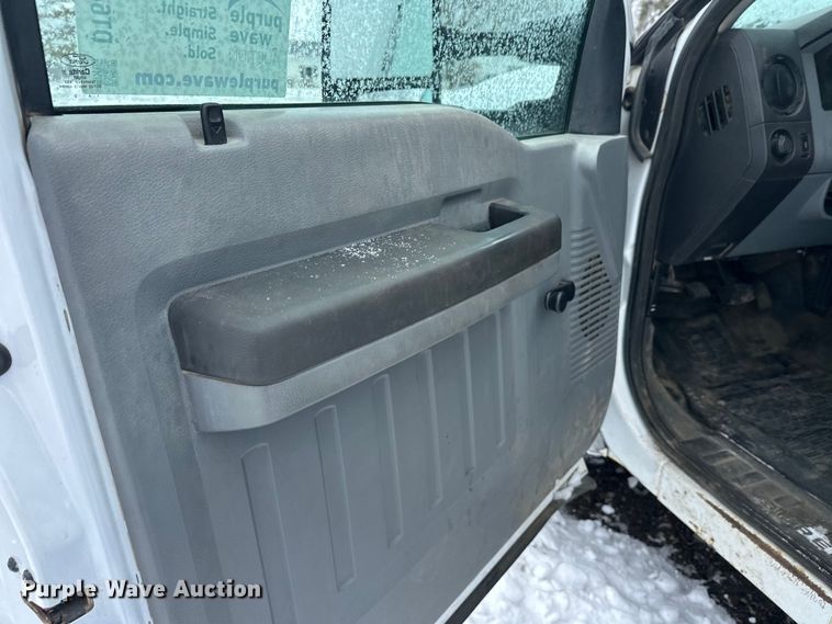 image for item DT6457 2012 Ford F450 Crew Cab flatbed truck