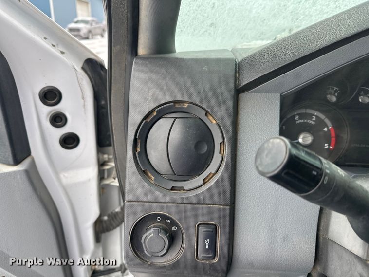 image for item DT6457 2012 Ford F450 Crew Cab flatbed truck