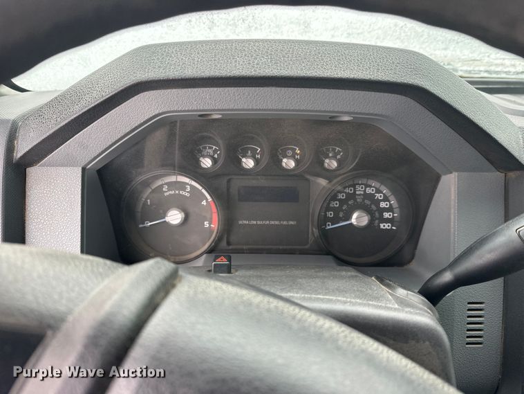 image for item DT6457 2012 Ford F450 Crew Cab flatbed truck