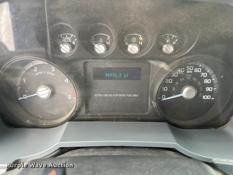 image for item DT6457 2012 Ford F450 Crew Cab flatbed truck