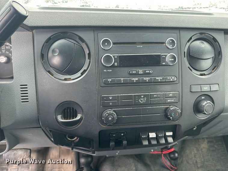 image for item DT6457 2012 Ford F450 Crew Cab flatbed truck