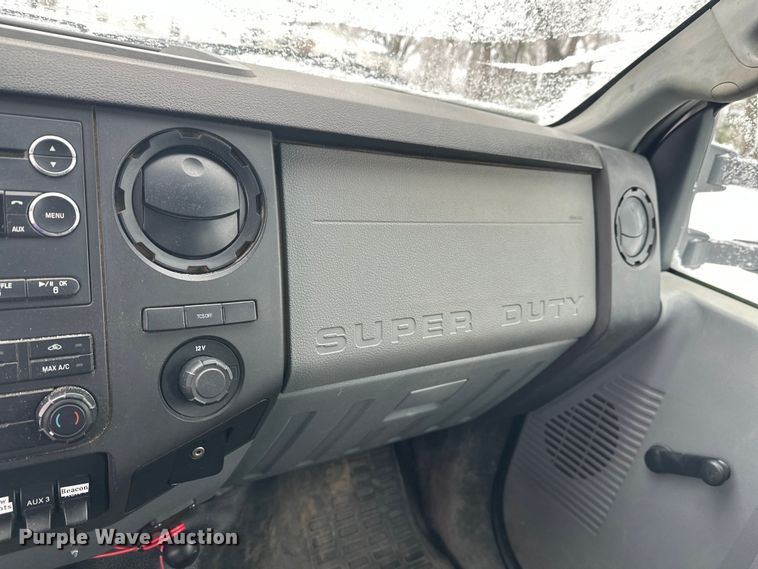 image for item DT6457 2012 Ford F450 Crew Cab flatbed truck