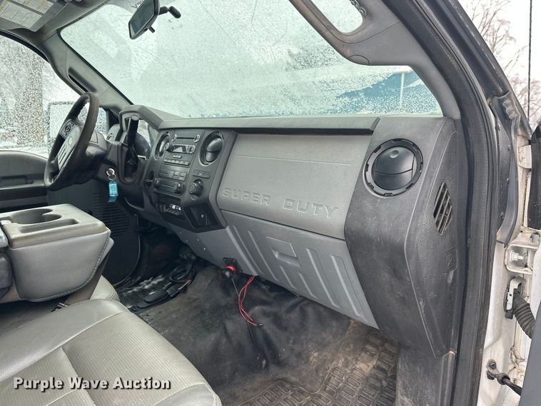 image for item DT6457 2012 Ford F450 Crew Cab flatbed truck