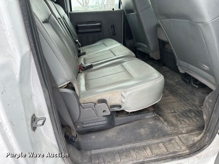 image for item DT6457 2012 Ford F450 Crew Cab flatbed truck