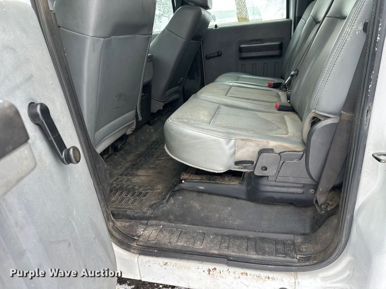 image for item DT6457 2012 Ford F450 Crew Cab flatbed truck