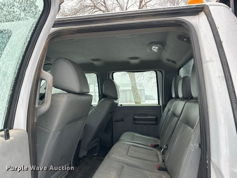 image for item DT6457 2012 Ford F450 Crew Cab flatbed truck