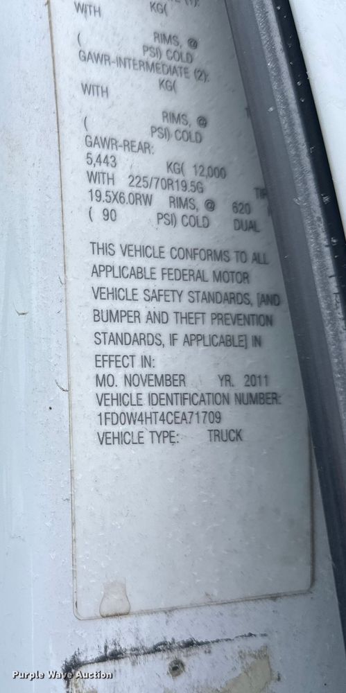 image for item DT6457 2012 Ford F450 Crew Cab flatbed truck