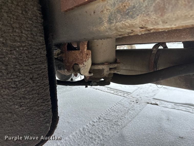 image for item DT6459 1995 Ford LNT8000 refuse truck