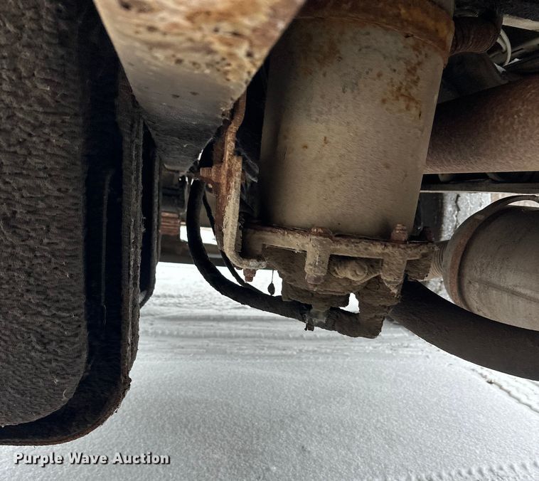 image for item DT6459 1995 Ford LNT8000 refuse truck