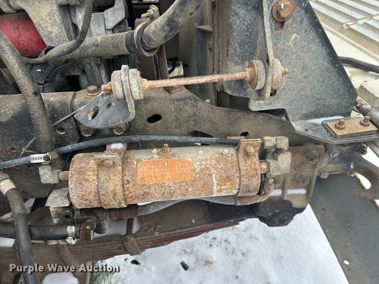 image for item DT6460 1997 International 4900 refuse truck