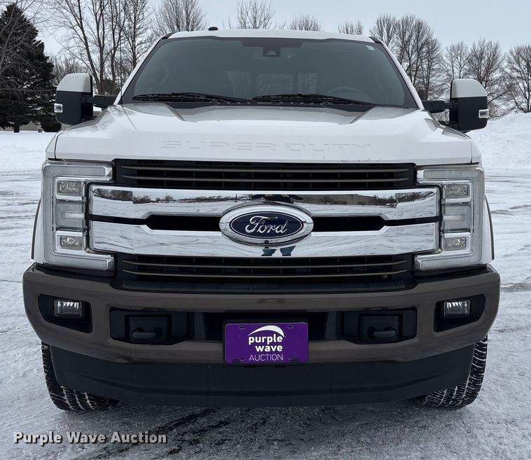 image for item DT6486 2017 Ford F250 King Ranch Crew Cab pickup truck