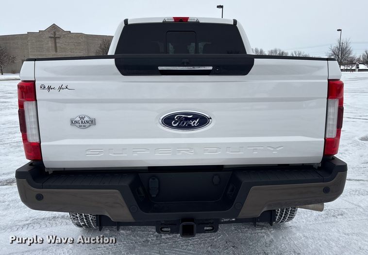 image for item DT6486 2017 Ford F250 King Ranch Crew Cab pickup truck