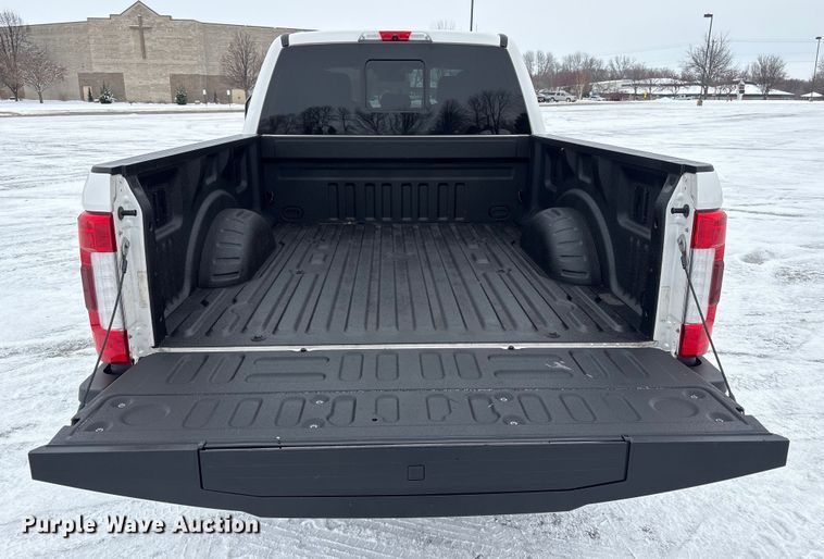 image for item DT6486 2017 Ford F250 King Ranch Crew Cab pickup truck