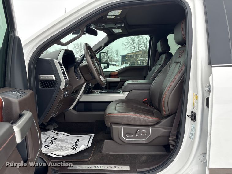 image for item DT6486 2017 Ford F250 King Ranch Crew Cab pickup truck