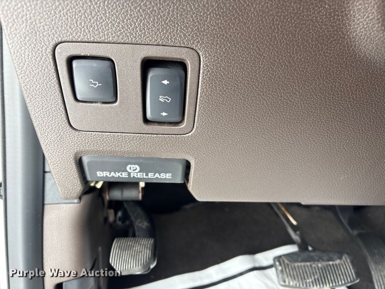 image for item DT6486 2017 Ford F250 King Ranch Crew Cab pickup truck