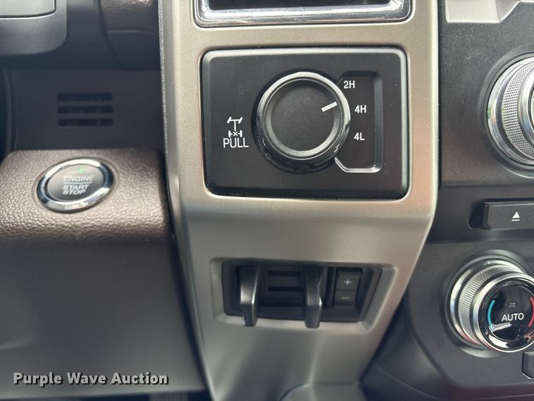 image for item DT6486 2017 Ford F250 King Ranch Crew Cab pickup truck