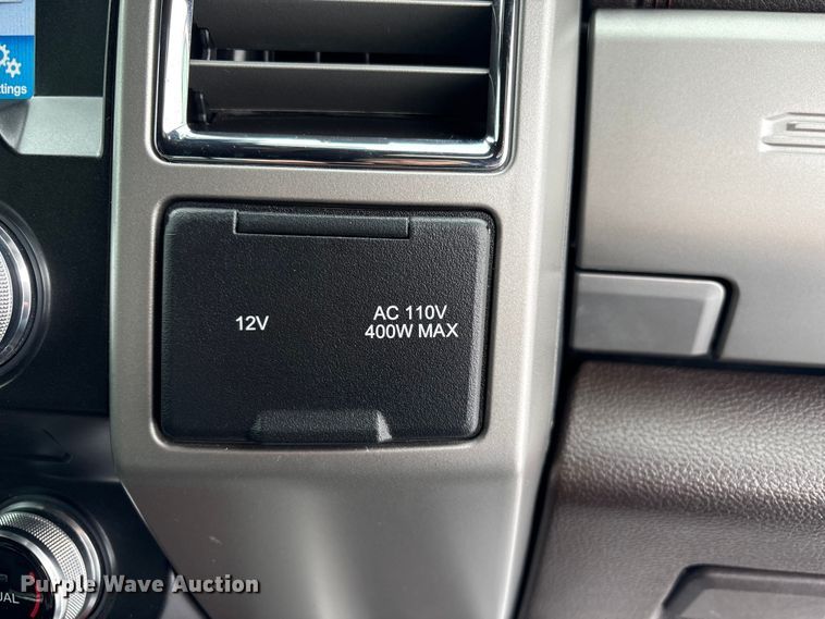 image for item DT6486 2017 Ford F250 King Ranch Crew Cab pickup truck