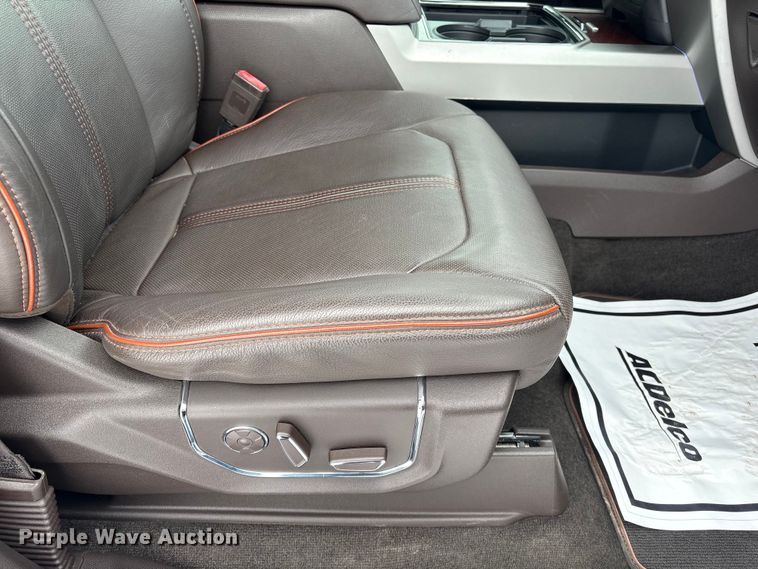 image for item DT6486 2017 Ford F250 King Ranch Crew Cab pickup truck