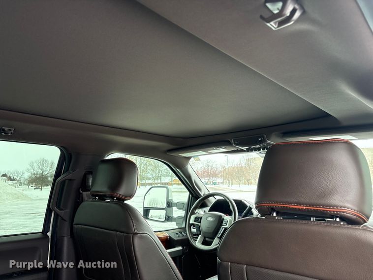 image for item DT6486 2017 Ford F250 King Ranch Crew Cab pickup truck