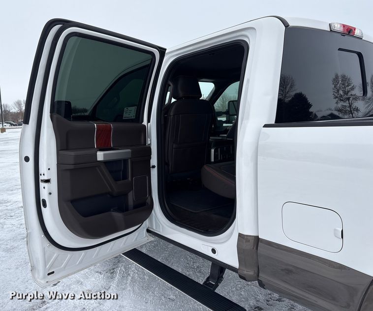 image for item DT6486 2017 Ford F250 King Ranch Crew Cab pickup truck