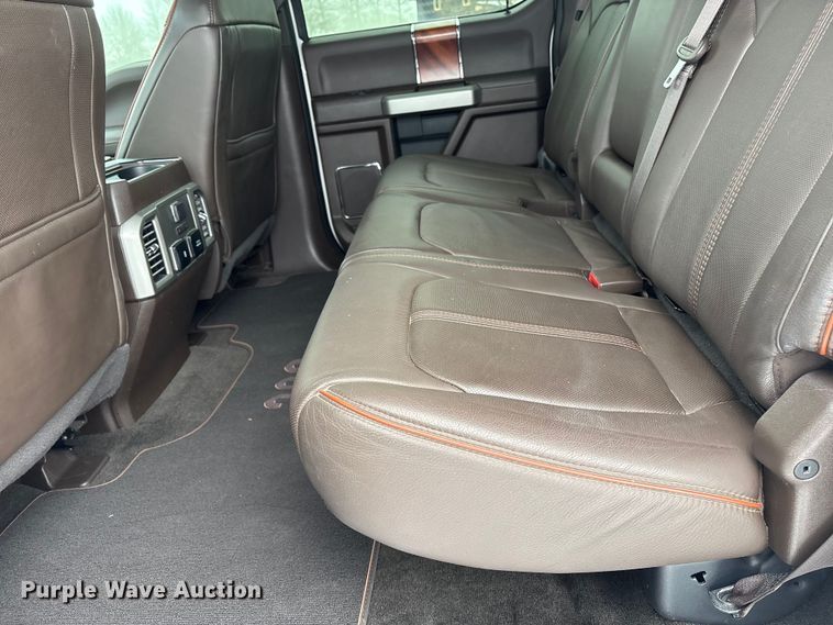 image for item DT6486 2017 Ford F250 King Ranch Crew Cab pickup truck