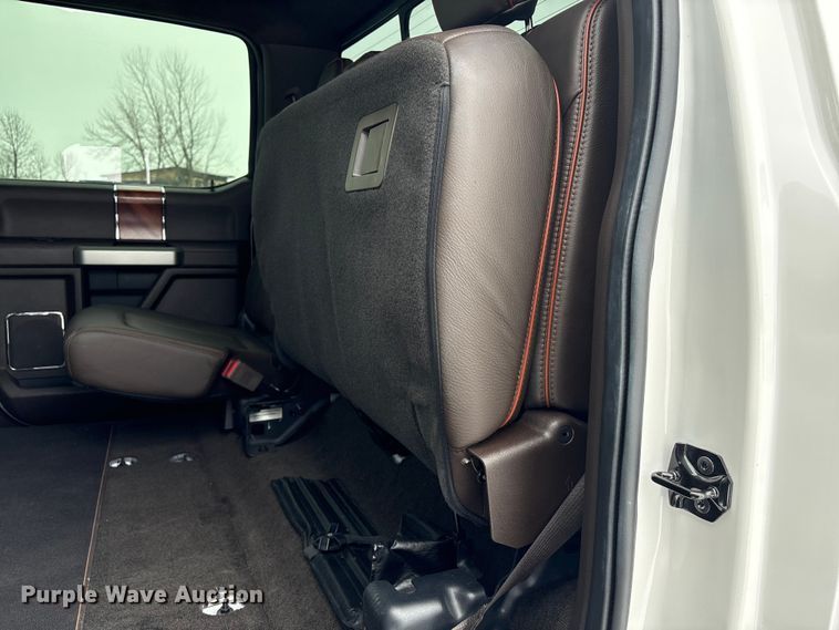 image for item DT6486 2017 Ford F250 King Ranch Crew Cab pickup truck