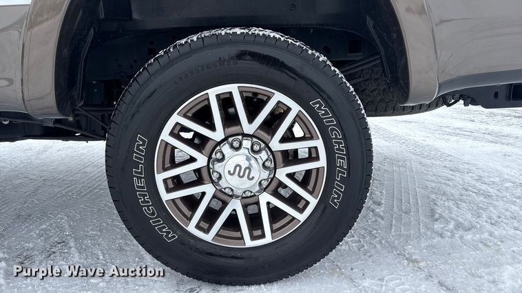 image for item DT6486 2017 Ford F250 King Ranch Crew Cab pickup truck