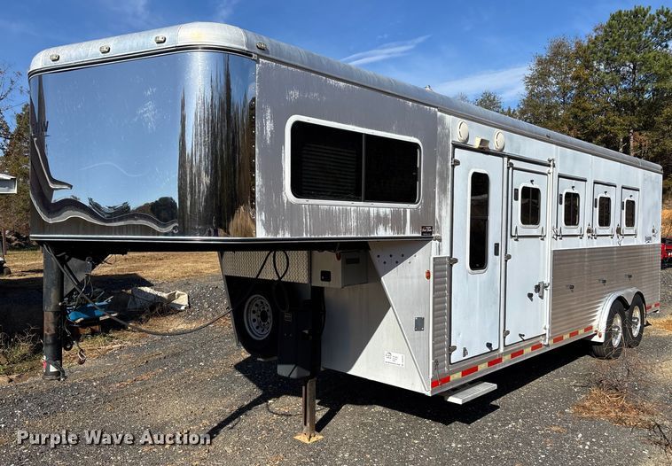 image for item DU0255 2008 Shadow horse trailer