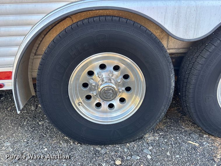 image for item DU0255 2008 Shadow horse trailer