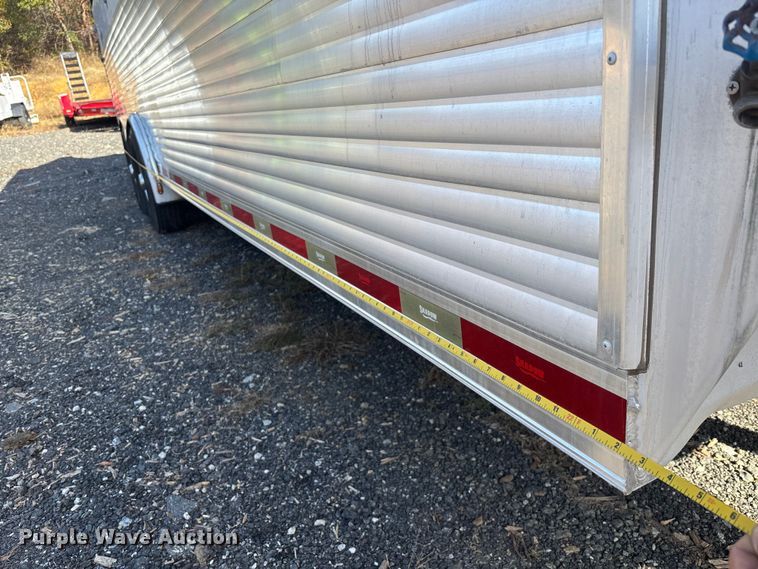 image for item DU0255 2008 Shadow horse trailer