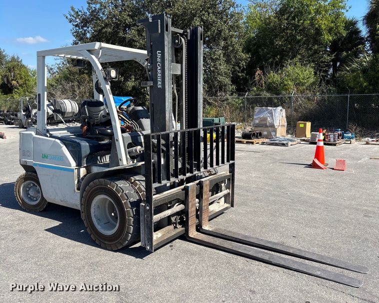 image for item DU0270 2017 UniCarriers PF80YLP forklift
