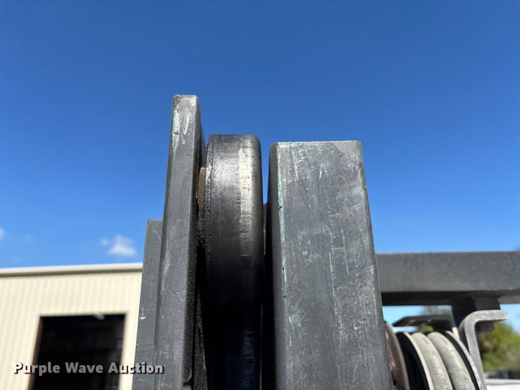 image for item DU0270 2017 UniCarriers PF80YLP forklift