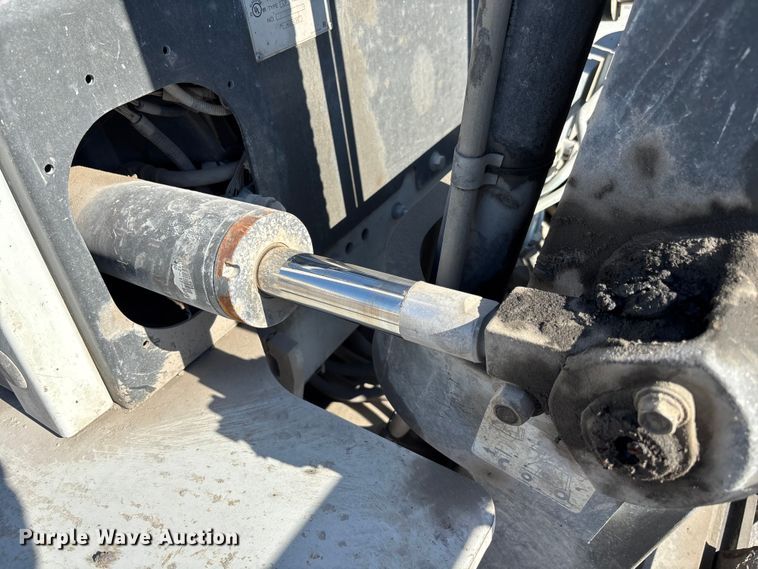 image for item DU0270 2017 UniCarriers PF80YLP forklift