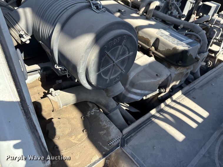 image for item DU0270 2017 UniCarriers PF80YLP forklift