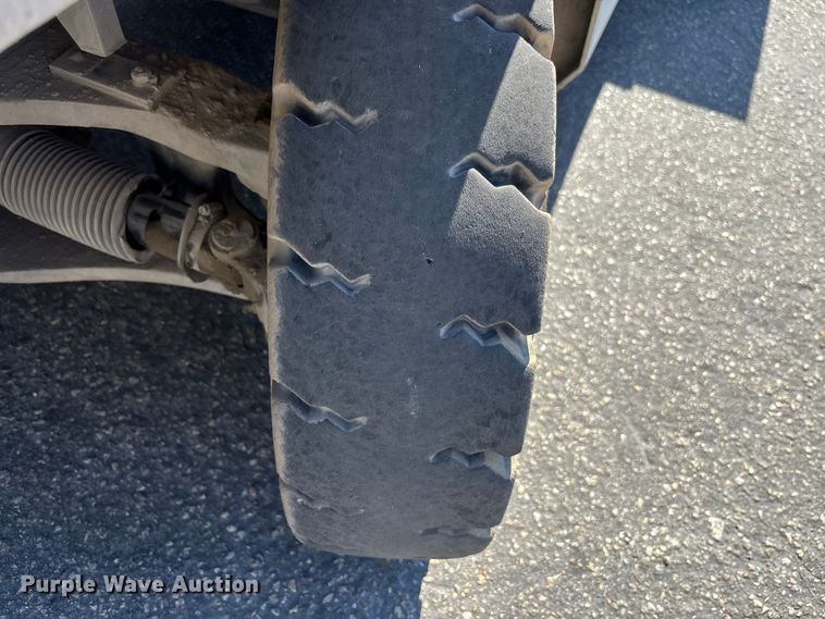 image for item DU0270 2017 UniCarriers PF80YLP forklift