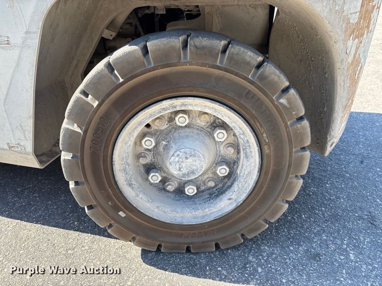 image for item DU0270 2017 UniCarriers PF80YLP forklift