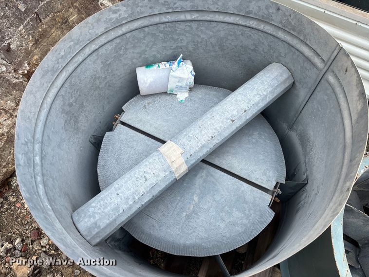 image for item DU0282 Paint booth