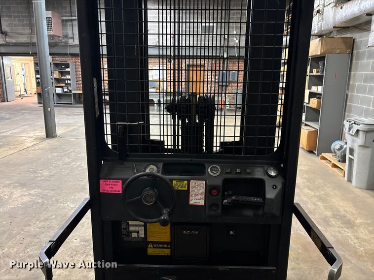 image for item DU0284 Clark OP15 order picker