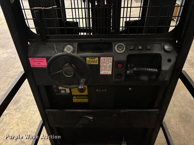 image for item DU0284 Clark OP15 order picker