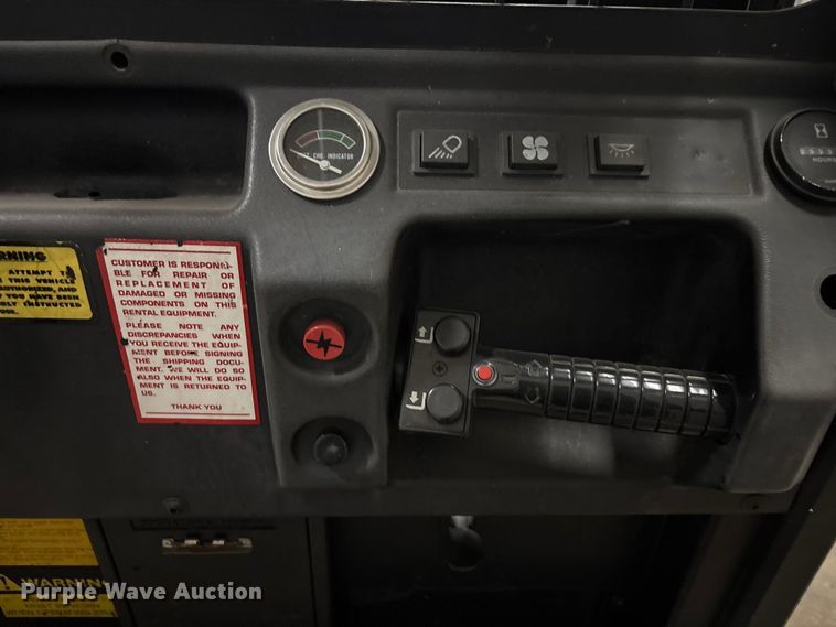 image for item DU0284 Clark OP15 order picker