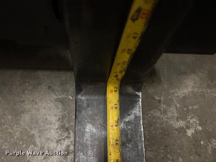 image for item DU0285 Prime Mover RS40C reach truck