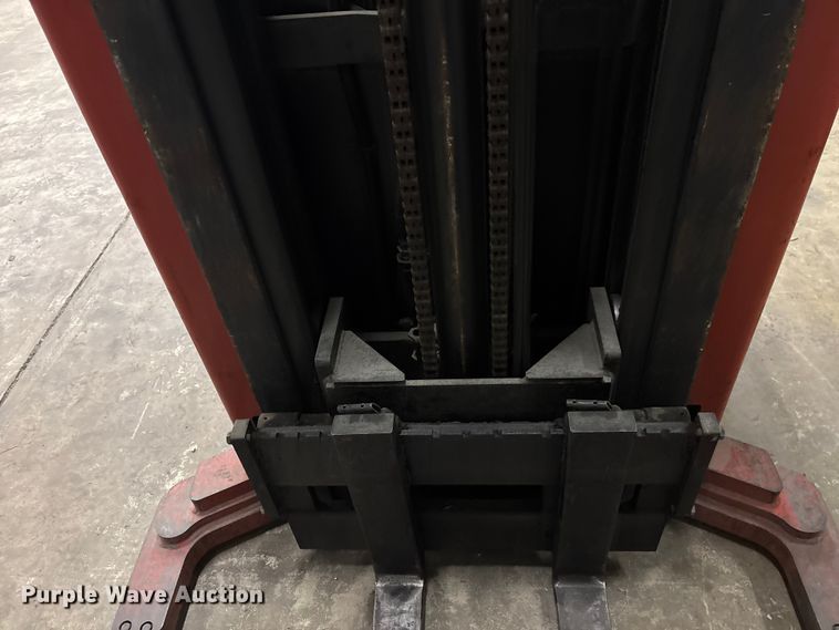 image for item DU0285 Prime Mover RS40C reach truck