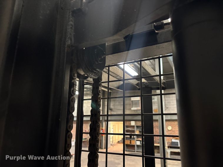 image for item DU0285 Prime Mover RS40C reach truck