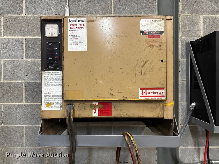 image for item DU0285 Prime Mover RS40C reach truck