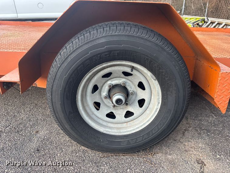 image for item DU0295 2015 HUDSON BROTHERS tilt deck utility trailer