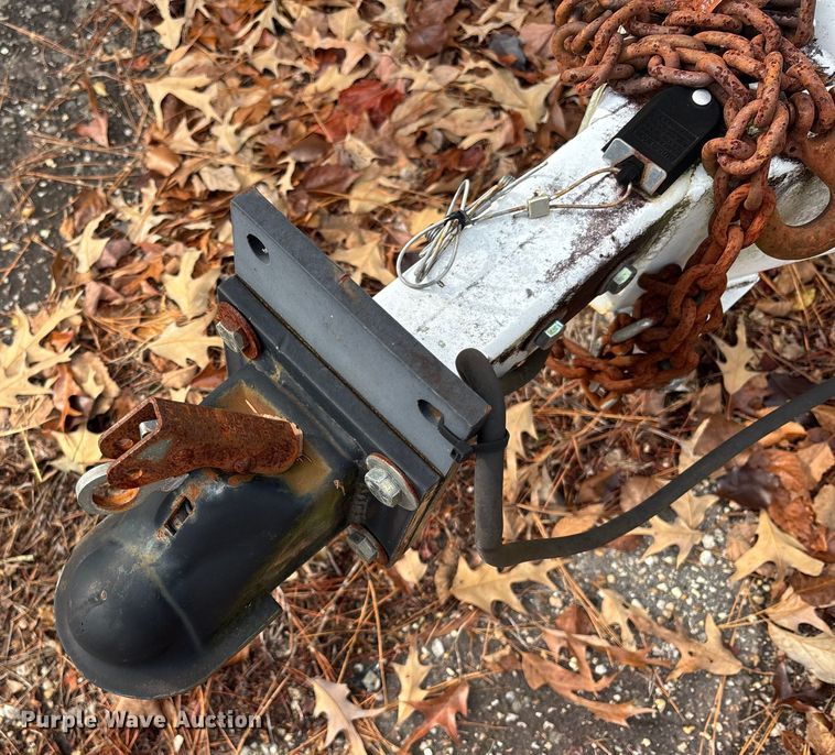 image for item DU0296 2011 Fenex F-131KG manhole support trailer