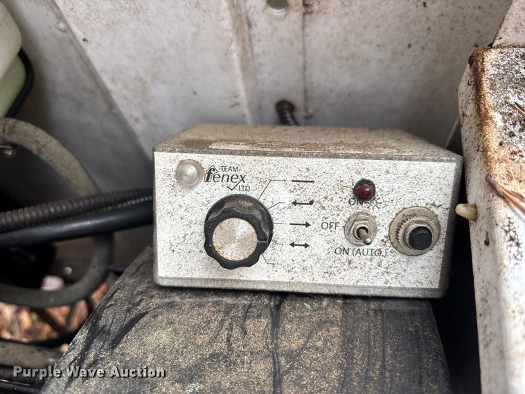 image for item DU0296 2011 Fenex F-131KG manhole support trailer