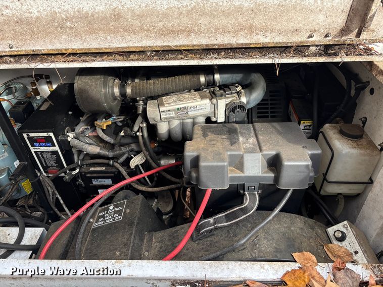 image for item DU0296 2011 Fenex F-131KG manhole support trailer