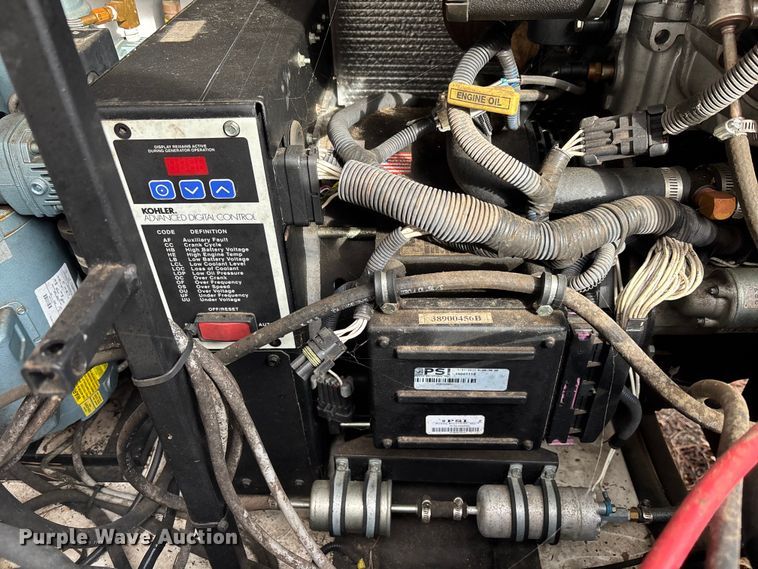 image for item DU0296 2011 Fenex F-131KG manhole support trailer